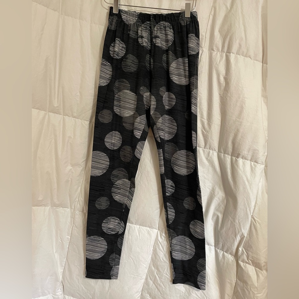 M/L circles leggings